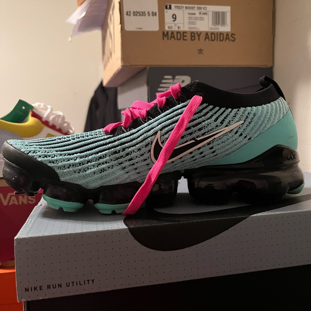 Vapormaxes